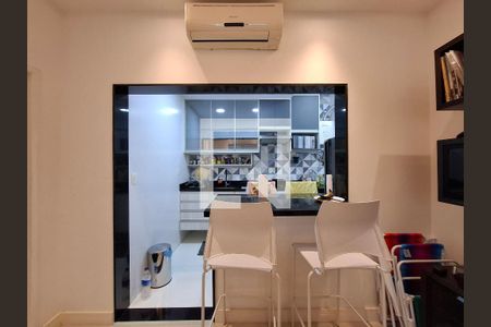 Cozinha  de apartamento à venda com 1 quarto, 40m² em Flamengo, Rio de Janeiro
