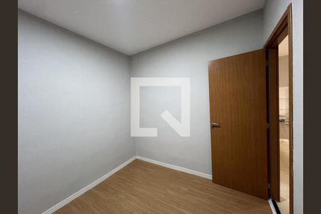 Quarto 2 de apartamento para alugar com 2 quartos, 42m² em Ipiranga, Ribeirão Preto