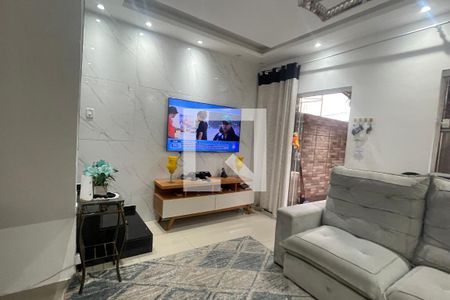 Sala de casa para alugar com 2 quartos, 70m² em Jardim Portugal, Duque de Caxias