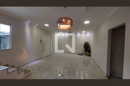 Sala de casa para alugar com 3 quartos, 300m² em Olinda, Nilópolis