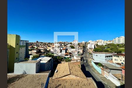 Apartamento para alugar com 3 quartos, 200m² em Ana Lucia, Belo Horizonte