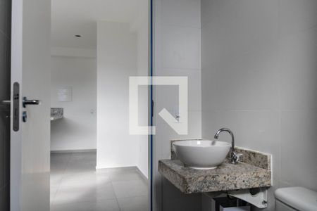 Banheiro de kitnet/studio à venda com 1 quarto, 25m² em Nova Suíça, Belo Horizonte