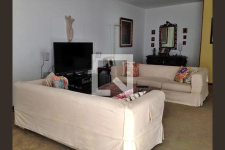 Casa à venda com 3 quartos, 280m² em Sumaré, São Paulo