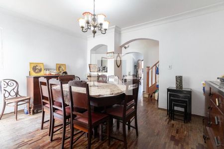 Casa à venda com 2 quartos, 180m² em Bela Vista, São Paulo