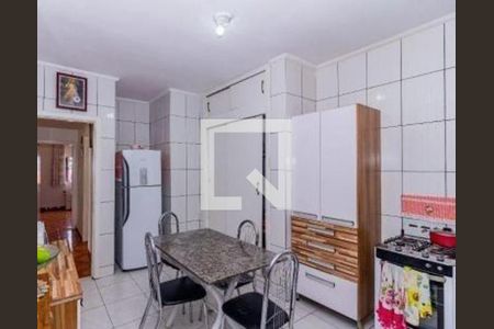 Casa à venda com 3 quartos, 270m² em São Domingos, São Paulo