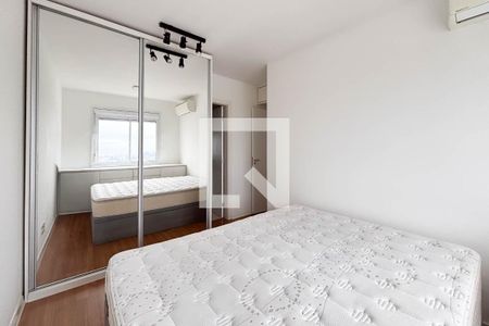 Quarto 2 de apartamento para alugar com 2 quartos, 77m² em Santo Antônio, Porto Alegre