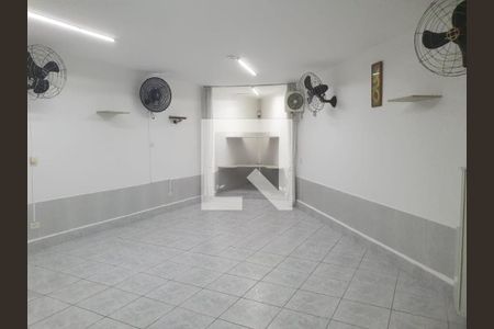 Casa à venda com 3 quartos, 280m² em Vila Romana, São Paulo
