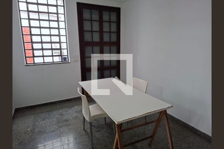 Casa à venda com 4 quartos, 300m² em Alto da Lapa, São Paulo