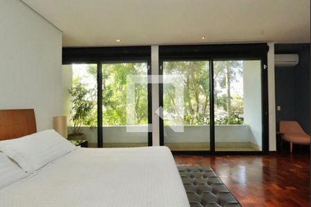 Casa à venda com 3 quartos, 330m² em Perdizes, São Paulo