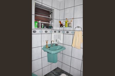 Detalhe - Banheiro Social de casa à venda com 4 quartos, 120m² em Vila Pirituba, São Paulo
