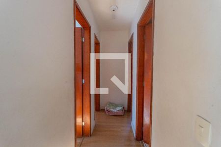 Corredor  de apartamento à venda com 3 quartos, 69m² em Jardim Vilas Boas, São Paulo