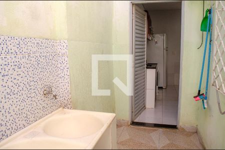 Área de Serviço de casa à venda com 5 quartos, 432m² em Setor Aeroporto, Goiânia