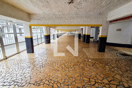 Garagem de kitnet/studio para alugar com 2 quartos, 39m² em Aviação, Praia Grande