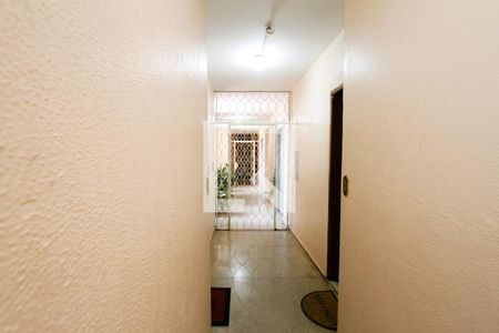 Entrada de apartamento para alugar com 3 quartos, 60m² em Padre Eustáquio, Belo Horizonte