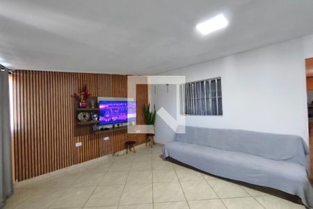 Sala de casa à venda com 2 quartos, 150m² em Jardim Uruguai, Campinas