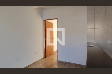 Casa à venda com 11 quartos, 200m² em Conjunto Promorar Estrada da Parada, São Paulo
