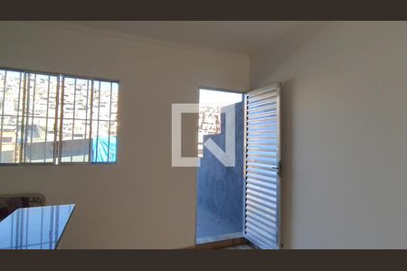 Casa à venda com 11 quartos, 200m² em Conjunto Promorar Estrada da Parada, São Paulo