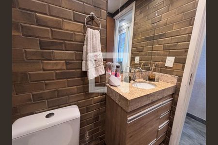 Lavabo de casa de condomínio para alugar com 3 quartos, 84m² em Vargem Grande, Rio de Janeiro
