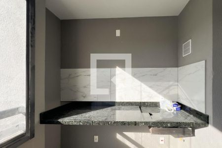 Apartamento à venda com 2 quartos, 64m² em Vila Angeli, Valinhos