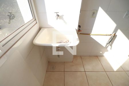 Cozinha  de apartamento para alugar com 2 quartos, 48m² em Jardim Florestan Fernandes, Ribeirão Preto