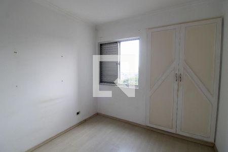 Quarto 2 de apartamento para alugar com 3 quartos, 75m² em Vila Albano, São Paulo