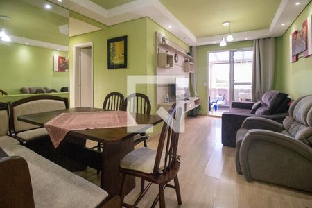 Apartamento à venda com 2 quartos, 81m² em Pinheirinho, Curitiba