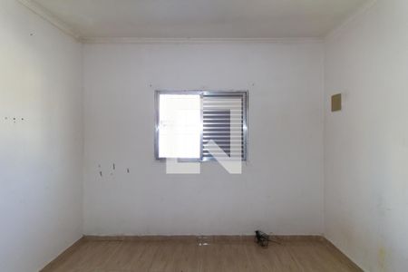 Quarto 2 de casa para alugar com 2 quartos, 68m² em Satélite Santa Barbara, São Paulo