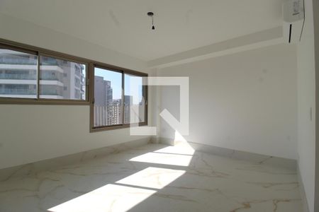 Sala/Quarto de kitnet/studio à venda com 1 quarto, 30m² em Indianópolis, São Paulo