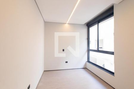 Quarto 1 Suite 1 de casa de condomínio para alugar com 3 quartos, 180m² em Santa Cândida, Curitiba