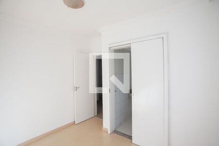 Quarto Suíte de apartamento para alugar com 3 quartos, 58m² em Kennedy, Contagem