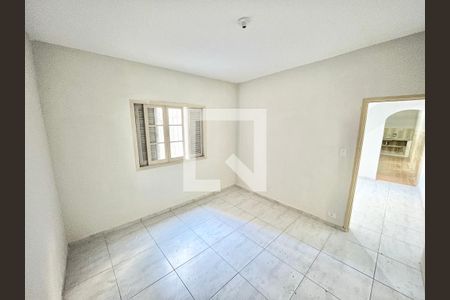 Quarto 1 de casa para alugar com 3 quartos, 90m² em Vila Bancaria Munhoz, São Paulo