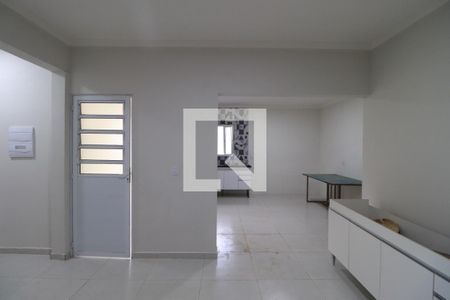 Sala de casa para alugar com 2 quartos, 80m² em Vila Elisa, Ribeirão Preto