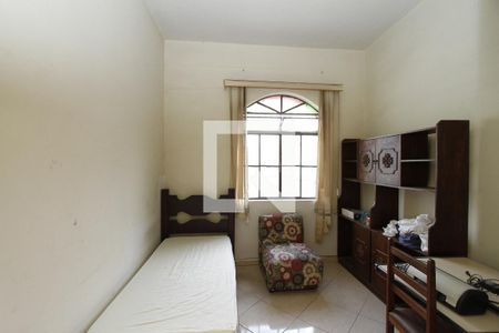 Quarto 1 de casa para alugar com 3 quartos, 120m² em Carlos Prates, Belo Horizonte