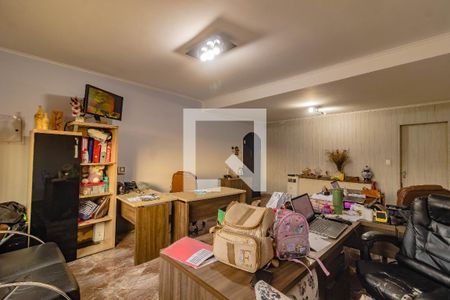 Casa à venda com 3 quartos, 357m² em Jardim Oriental, São Paulo