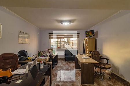 Casa à venda com 3 quartos, 357m² em Jardim Oriental, São Paulo