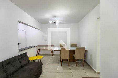 Sala de apartamento para alugar com 3 quartos, 92m² em Cidade Ocian, Praia Grande