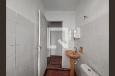 Banheiro de casa para alugar com 1 quarto, 43m² em Vila do Castelo, São Paulo
