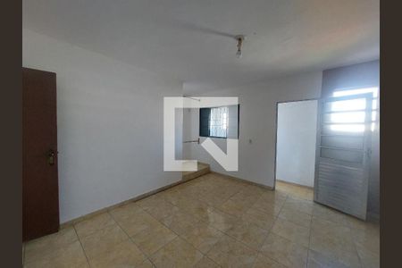 Quarto 2 de casa para alugar com 2 quartos, 70m² em Vila Campo Grande, São Paulo
