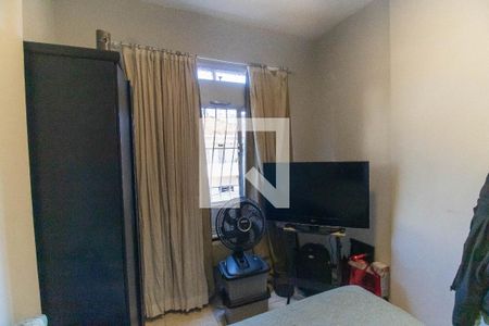 Quarto 1 de apartamento para alugar com 2 quartos, 45m² em Centro, Niterói