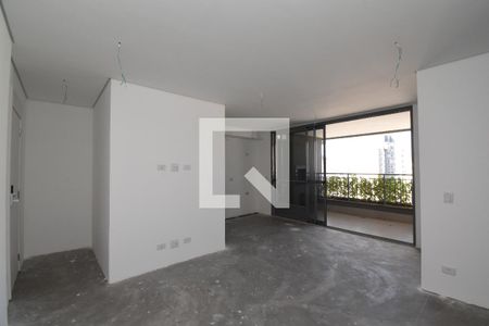 Sala e Cozinha de apartamento à venda com 2 quartos, 105m² em Centro, Curitiba