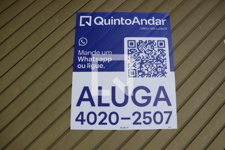 plaquinha codigo ALUK-17 de casa à venda com 3 quartos, 481m² em Jardim América, Goiânia