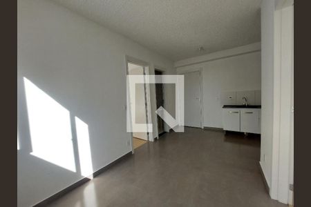 Sala de apartamento à venda com 2 quartos, 34m² em Jardim São Luís, São Paulo