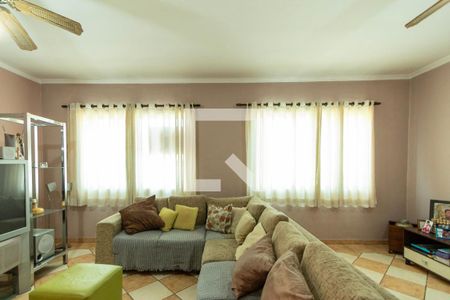 Casa para alugar com 5 quartos, 246m² em Vila Santana, Sorocaba