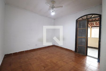 Quarto 1 suíte de casa para alugar com 3 quartos, 300m² em Santa Terezinha, Santo André