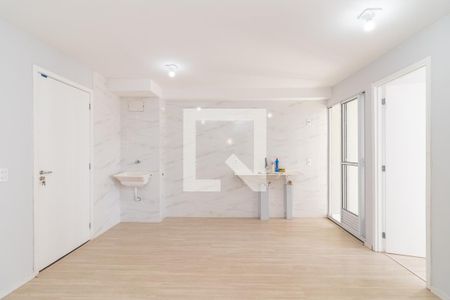 Sala/Cozinha de apartamento para alugar com 2 quartos, 39m² em Cangaiba, São Paulo