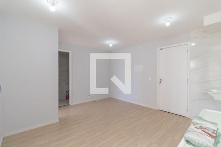 Sala/Cozinha de apartamento para alugar com 2 quartos, 39m² em Cangaiba, São Paulo
