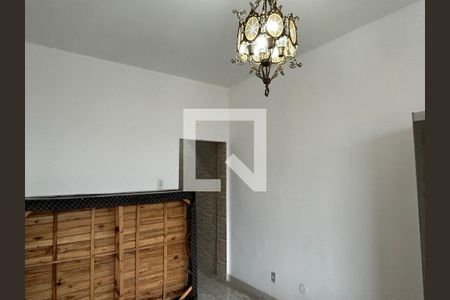 Sala/Quarto de kitnet/studio para alugar com 1 quarto, 28m² em Cascadura, Rio de Janeiro
