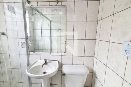 Banheiro 1 de casa para alugar com 1 quarto, 50m² em Vila Caiçara, Praia Grande