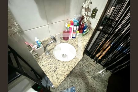 Banheiro de casa para alugar com 1 quarto, 120m² em Jardim Leblon, Guarulhos