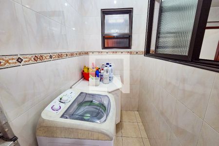 Área de Serviço de apartamento para alugar com 2 quartos, 112m² em Vila Caiçara, Praia Grande